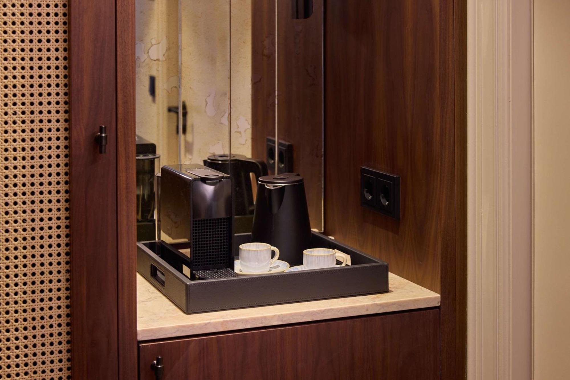 Duo Hotel Lisbon, Curio Collection By Hilton Exterior foto
